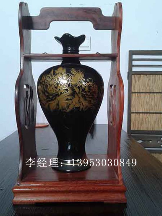 點(diǎn)擊查看詳細(xì)信息<br>標(biāo)題：白酒提籃 閱讀次數(shù)：2793
