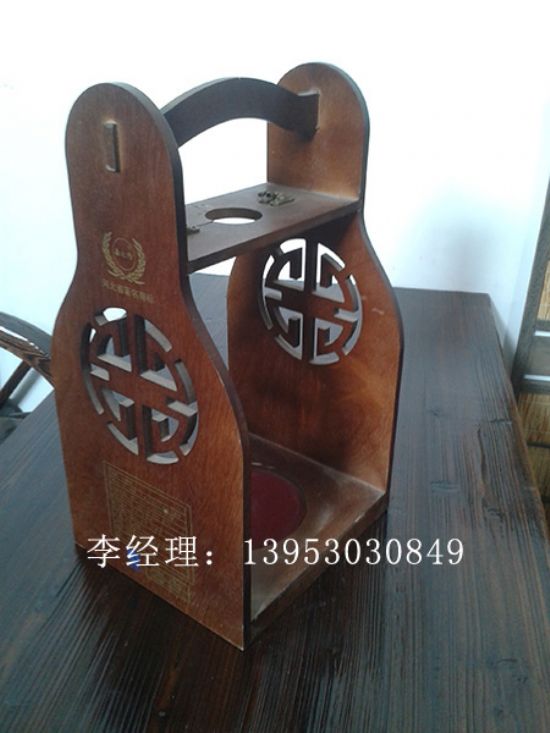 點(diǎn)擊查看詳細(xì)信息<br>標(biāo)題：白酒木提籃 閱讀次數(shù)：3131