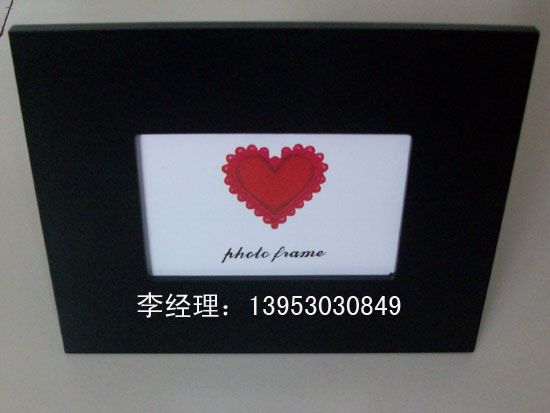 點(diǎn)擊查看詳細(xì)信息<br>標(biāo)題：相框004 閱讀次數(shù)：2324