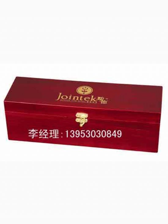 點(diǎn)擊查看詳細(xì)信息<br>標(biāo)題：紅酒木盒 閱讀次數(shù)：2219